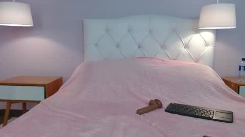 Persefone  online show from 03-16-26, 11:36