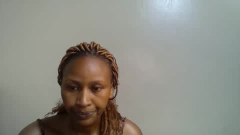 peru_queen online show from 11-18-25, 09:03