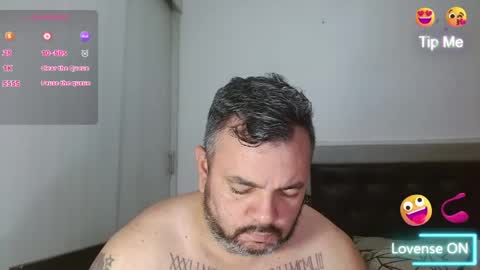 Snapshot of perverseveteranmanxxx chatting on 05-06-26, 03:24 Carlos online show from 05-06-26, 03:24