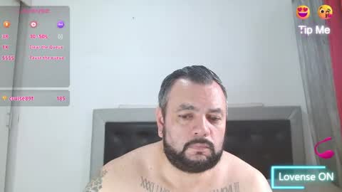 Snapshot of perverseveteranmanxxx chatting on 05-27-26, 02:25 Carlos online show from 05-27-26, 02:25