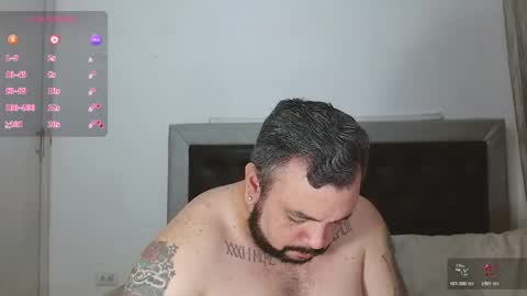 Snapshot of perverseveteranmanxxx chatting on 05-28-26, 05:49 Carlos online show from 05-28-26, 05:49