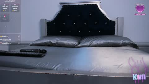 Kimberly online show from 12-03-24, 05:23