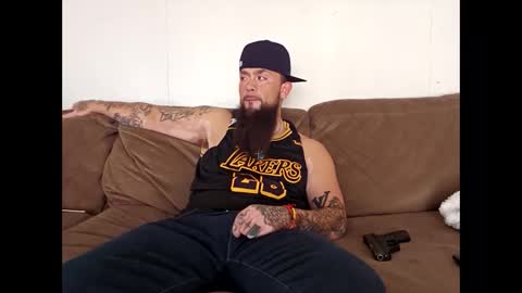 AKA perverted Step Daddy online show from 01-02-25, 04:46