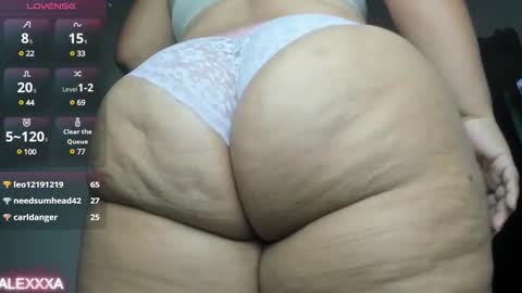 Snapshot of pervertt_mommy chatting on 02-23-25, 09:05  Alexandra  online show from 02-23-25, 09:05