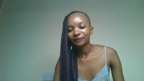 Snapshot of petal_palette chatting on 05-02-26, 06:02 Lolly online show from 05-02-26, 06:02