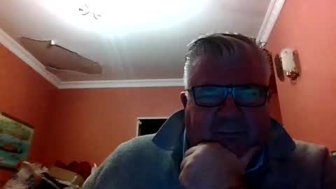 pete112991 online show from 04-15-26, 08:53