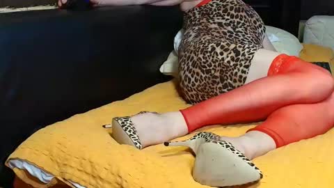 peter196888 online show from 09-15-25, 02:44