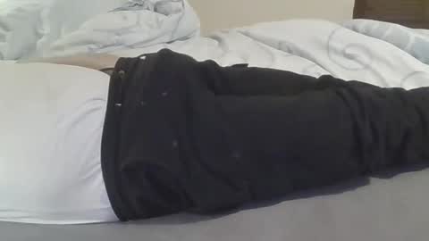 Snapshot of peter1974 chatting on 12-23-25, 06:44 peter1974 online show from 12-23-25, 06:44