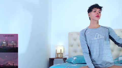 Snapshot of peter_22_ chatting on 01-13-25, 04:19 peter_22_ online show from 01-13-25, 04:19