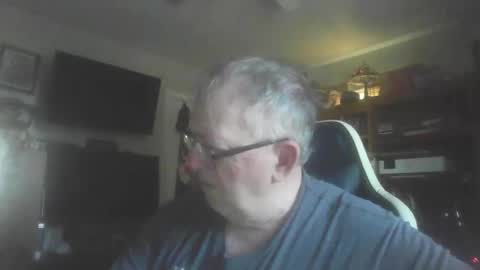 Snapshot of peterinohio57 chatting on 06-07-26, 12:20 peterinohio57 online show from 06-07-26, 12:20