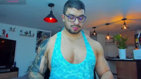 Snapshot of peterjack7 chatting on 03-11-25, 02:32 Peter Jack online show from 03-11-25, 02:32