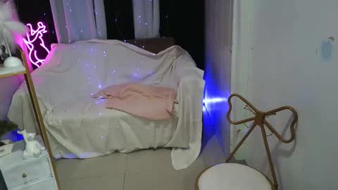 abby online show from 12-22-25, 05:21