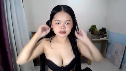 petite_angelxxx online show from 07-10-26, 10:07