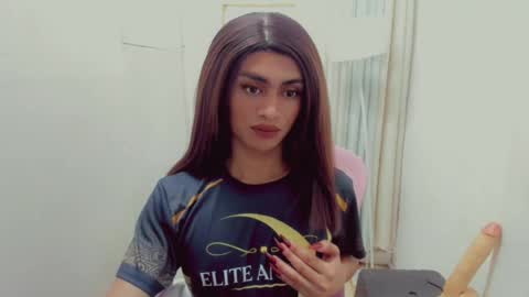 petite_barbie88 online show from 07-07-26, 12:20