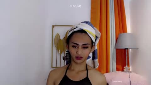 petite_barbie88 online show from 07-12-26, 10:17