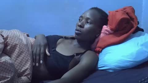 petite_bella21 online show from 04-11-26, 10:19