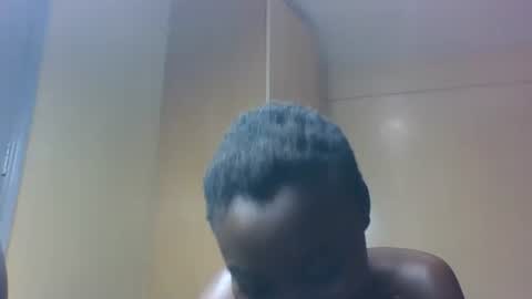Snapshot of petite_linsey chatting on 04-03-26, 02:04 linsey online show from 04-03-26, 02:04