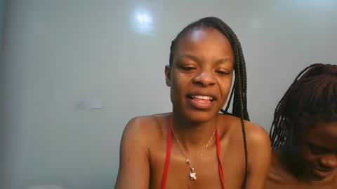 Snapshot of petite_luxe1 chatting on 07-20-26, 04:31 Luxe online show from 07-20-26, 04:31