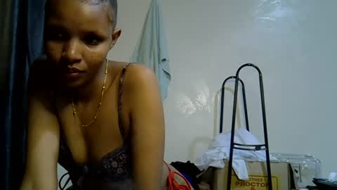 petite_melinda online show from 06-10-26, 01:06