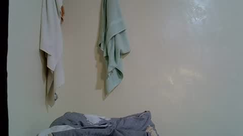 petite_melinda online show from 06-25-26, 09:41