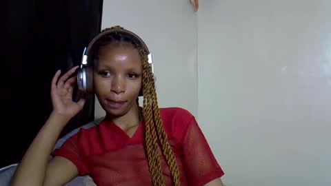 petite_melinda online show from 07-14-26, 02:38