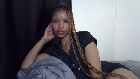 petite_melinda online show from 07-22-26, 10:12