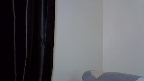 petite_melinda online show from 07-24-26, 06:33