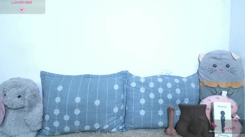 petite paola online show from 04-18-26, 12:58