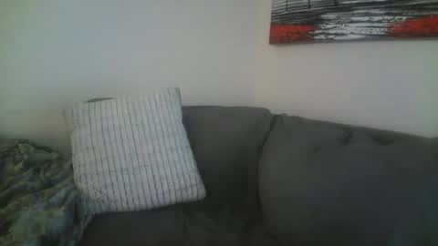 Snapshot of petite_treat_ chatting on 05-29-26, 06:11 petite treat online show from 05-29-26, 06:11