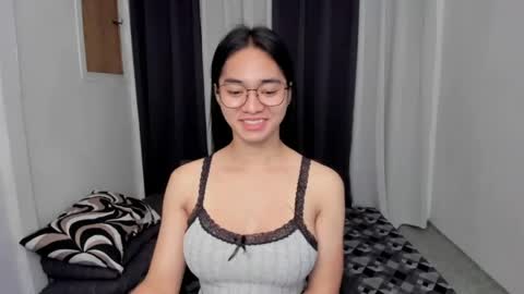 bigcock Marian online show from 05-13-26, 11:44