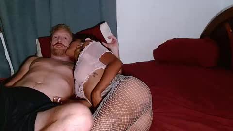 Snapshot of petitebubblegum chatting on 02-21-25, 01:33 Caramel princesa online show from 02-21-25, 01:33