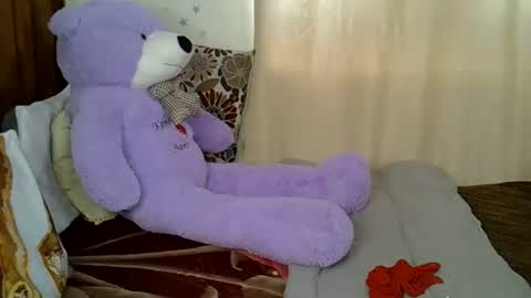 Caramel online show from 11-30-25, 01:26