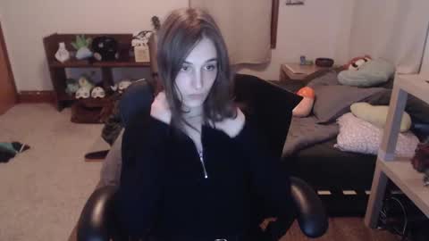 caracal online show from 02-11-25, 04:44