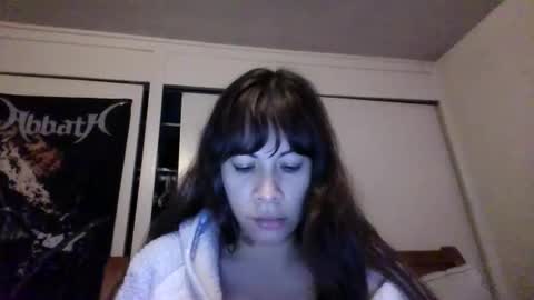 Snapshot of petitedoll30 chatting on 12-17-24, 04:45 Petitedoll30 online show from 12-17-24, 04:45