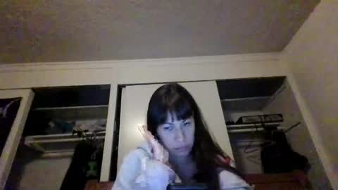 Snapshot of petitedoll30 chatting on 01-25-25, 02:26 Petitedoll30 online show from 01-25-25, 02:26