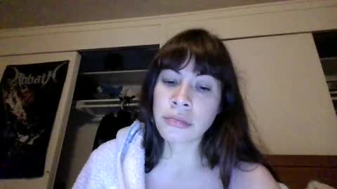 Snapshot of petitedoll30 chatting on 02-13-25, 05:58 Petitedoll30 online show from 02-13-25, 05:58