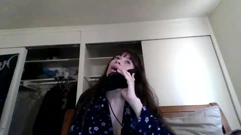 Snapshot of petitedoll30 chatting on 02-17-25, 10:47 Petitedoll30 online show from 02-17-25, 10:47