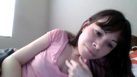 Snapshot of petitedoll30 chatting on 10-09-25, 08:40 Petitedoll30 online show from 10-09-25, 08:40