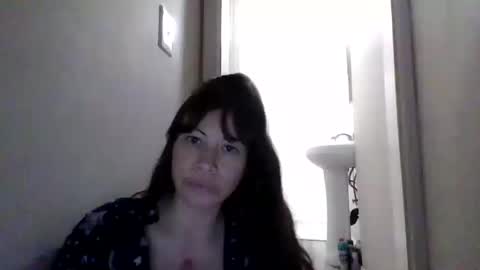 Snapshot of petitedoll30 chatting on 10-15-25, 08:09 Petitedoll30 online show from 10-15-25, 08:09