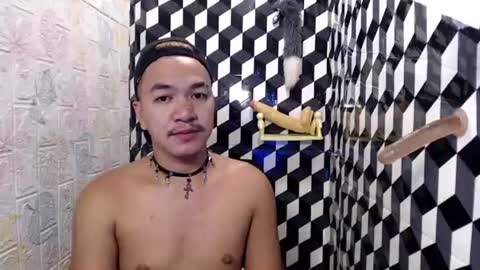 Snapshot of petitehugecockxnxxx chatting on 06-21-26, 11:18 Call me jake online show from 06-21-26, 11:18