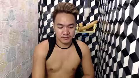 Snapshot of petitehugecockxnxxx chatting on 07-04-26, 01:12 Call me jake online show from 07-04-26, 01:12