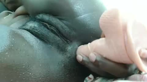 petiteme1 online show from 10-25-25, 07:52