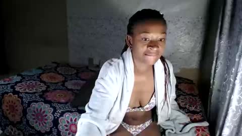 petitesammy online show from 05-15-26, 06:48