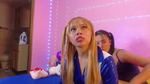 Snapshot of petitestrawberry18 chatting on 05-15-26, 05:20 Tip us ask our names online show from 05-15-26, 05:20