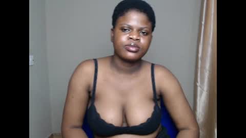 Snapshot of petitexebony1 chatting on 07-23-26, 10:08 Call Me KiKi online show from 07-23-26, 10:08