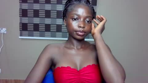 petitexxebony online show from 06-21-26, 07:49
