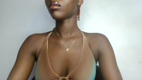 petitgirl88 online show from 08-05-26, 10:23