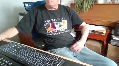 petitwilly online show from 03-25-26, 09:26