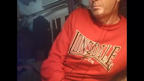 Snapshot of pets76 chatting on 10-30-25, 07:25 pets76 online show from 10-30-25, 07:25