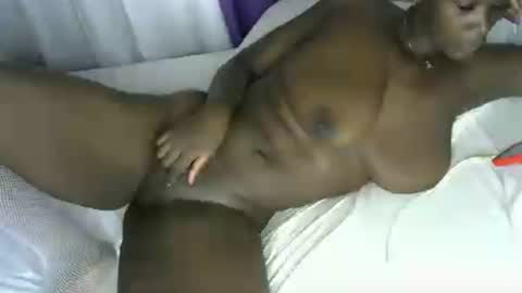 pettite_cora1 online show from 07-12-26, 12:23